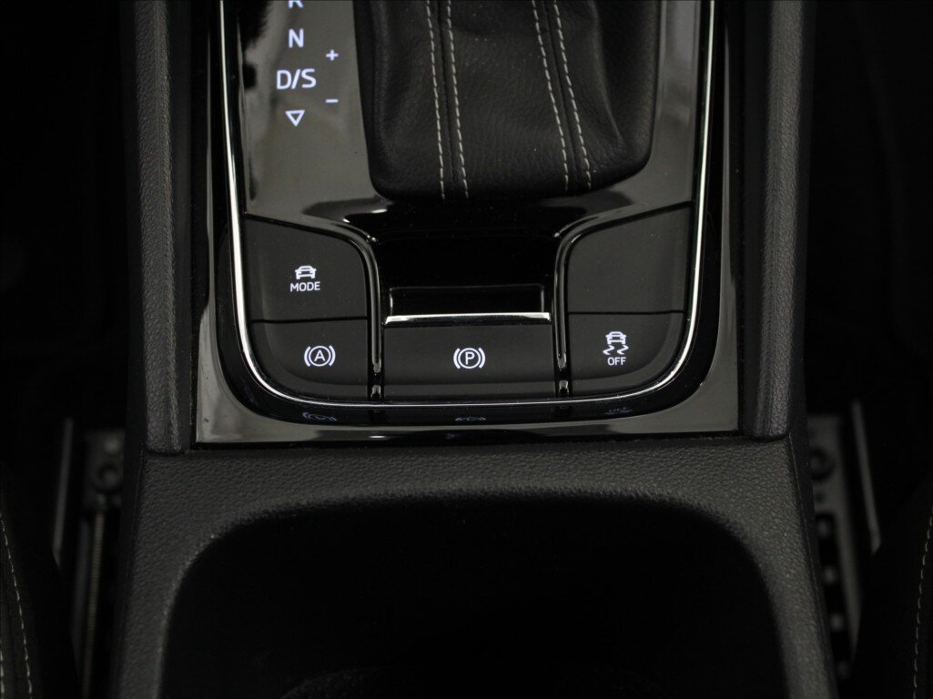 Škoda Kodiaq SUV / Terénní 1,5 l 110 kw