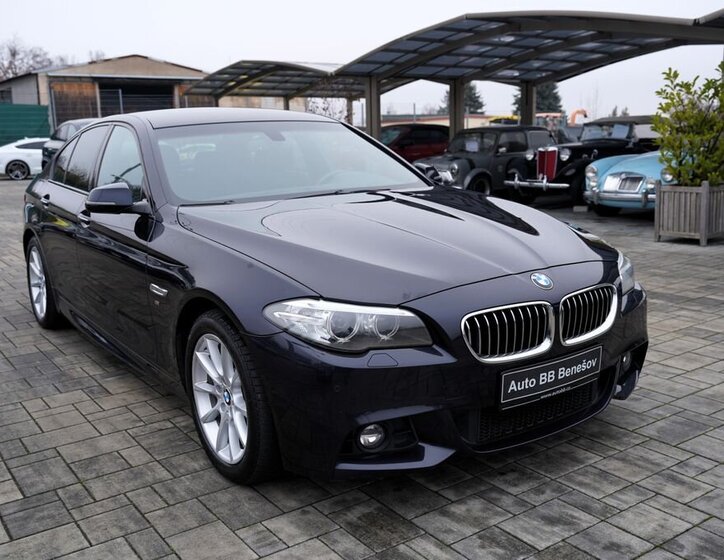 BMW Řada 5 8