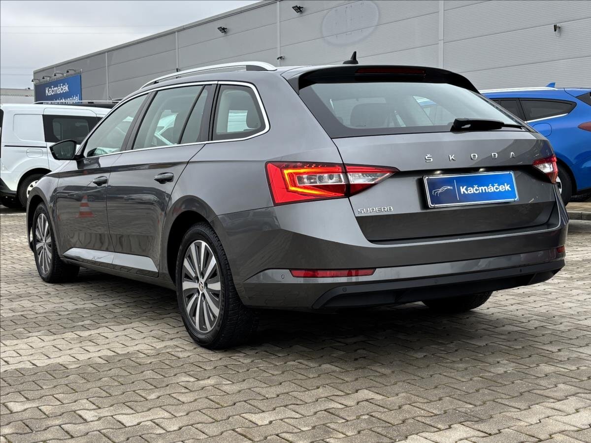 Škoda Superb Kombi 2,0 l 110 kw