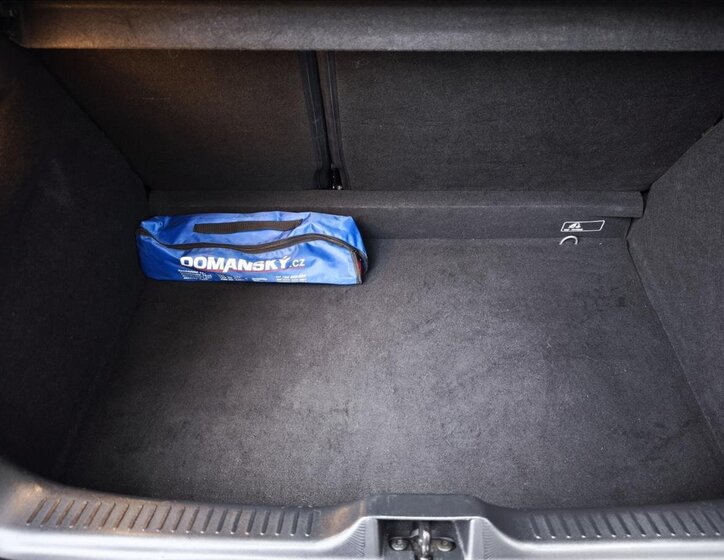 Renault Clio Hatchback 1,1 l 54 kw