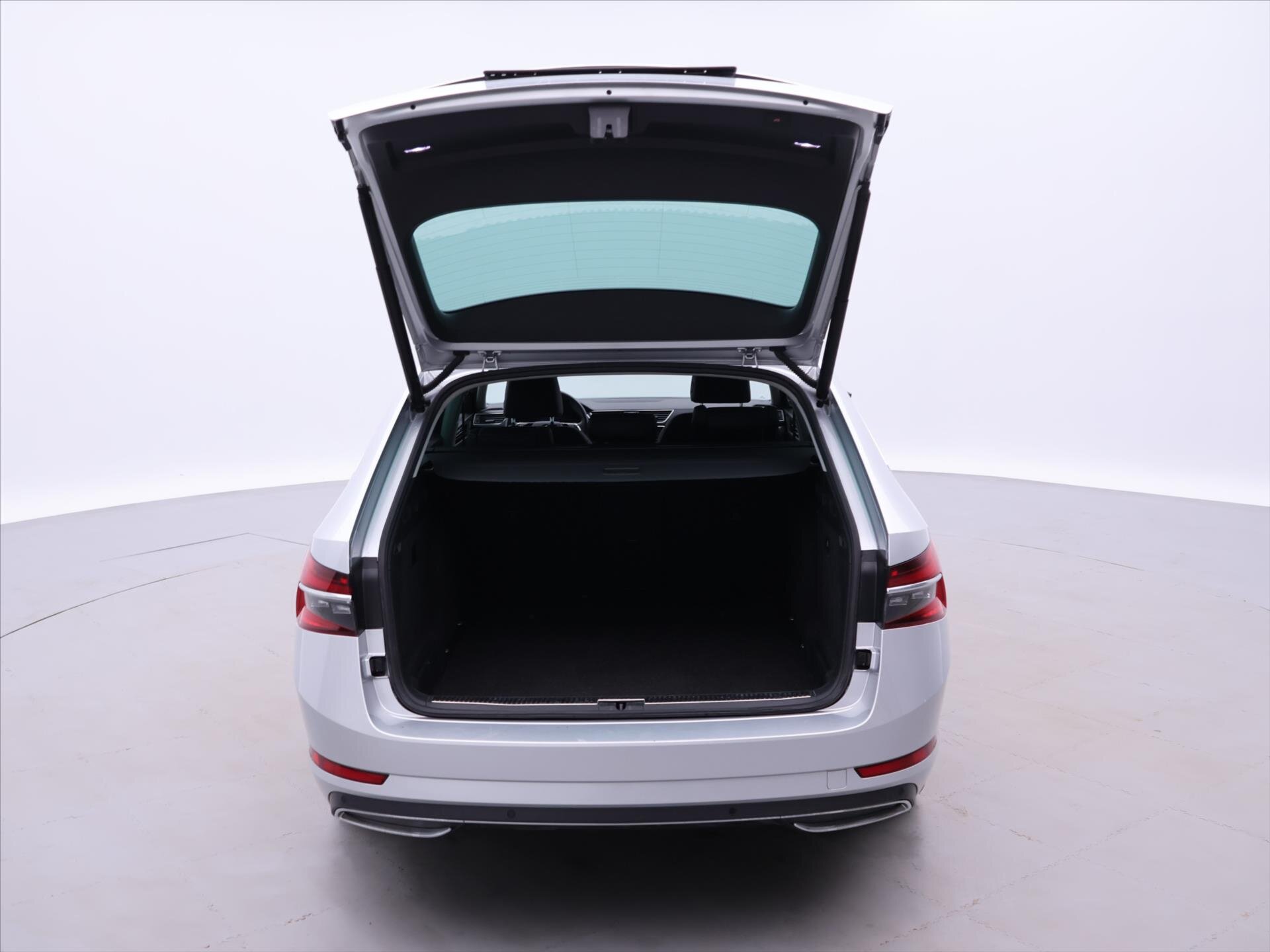 Škoda Superb Kombi 2,0 l 147 kw