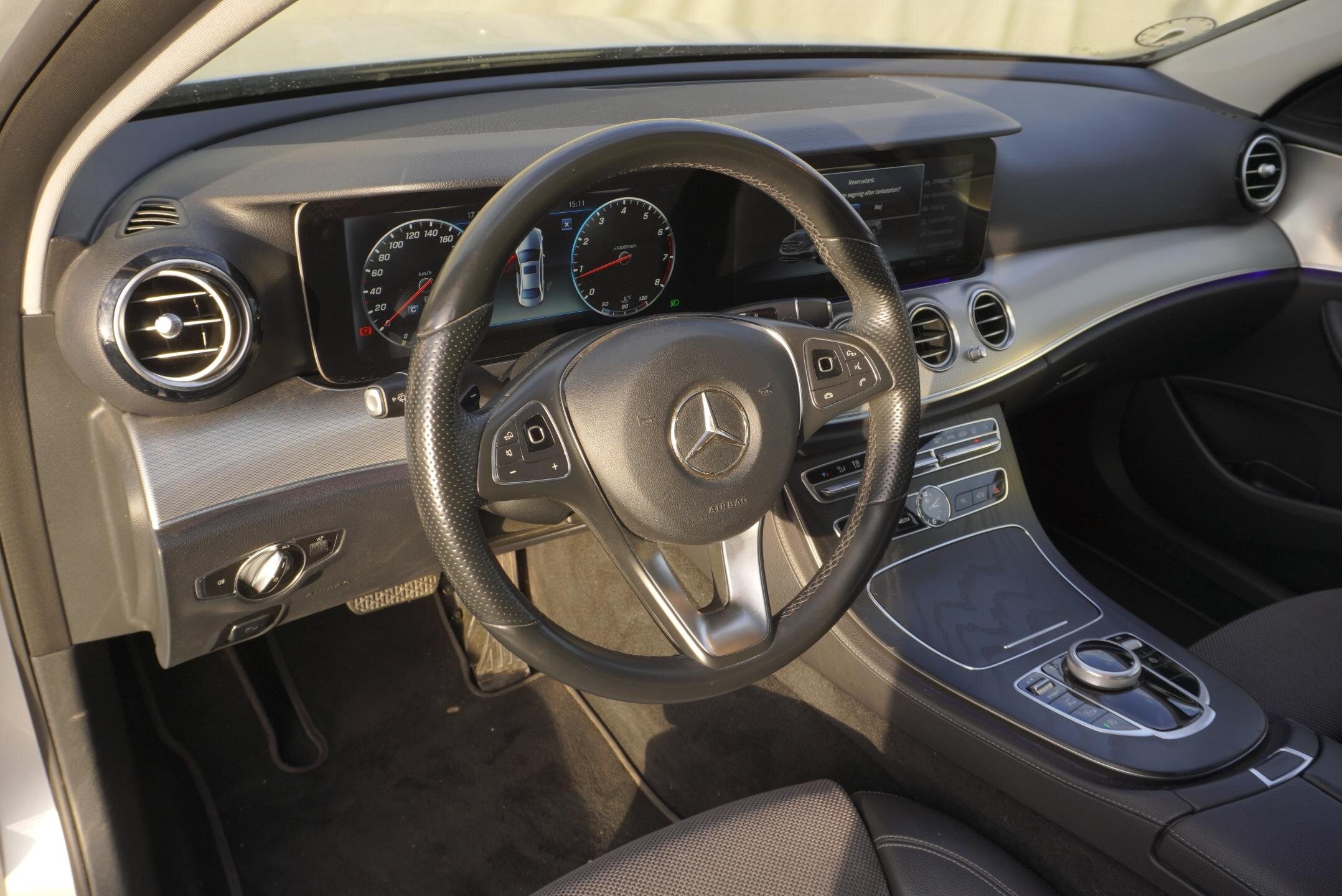 Mercedes-Benz Třídy E Sedan 2,0 l 180 kw