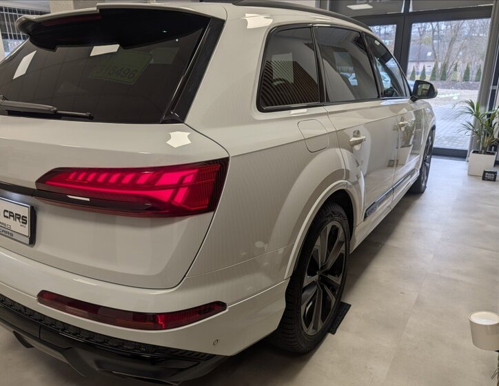 Audi Q7 Kombi 3,0 l 210 kw