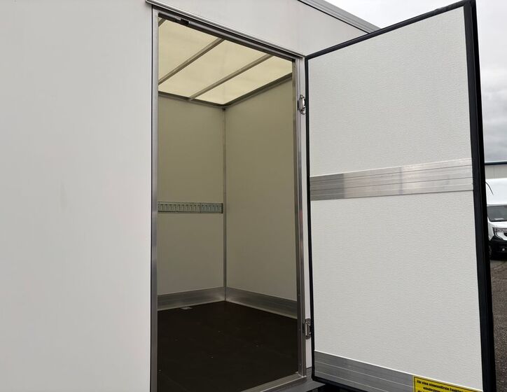 Mercedes-Benz Sprinter 6