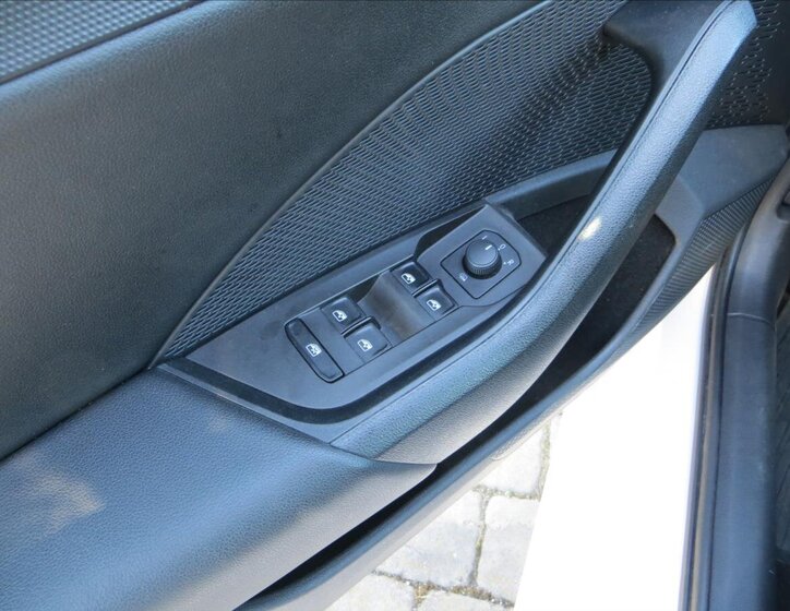 Škoda Octavia Kombi 2,0 l 85 kw