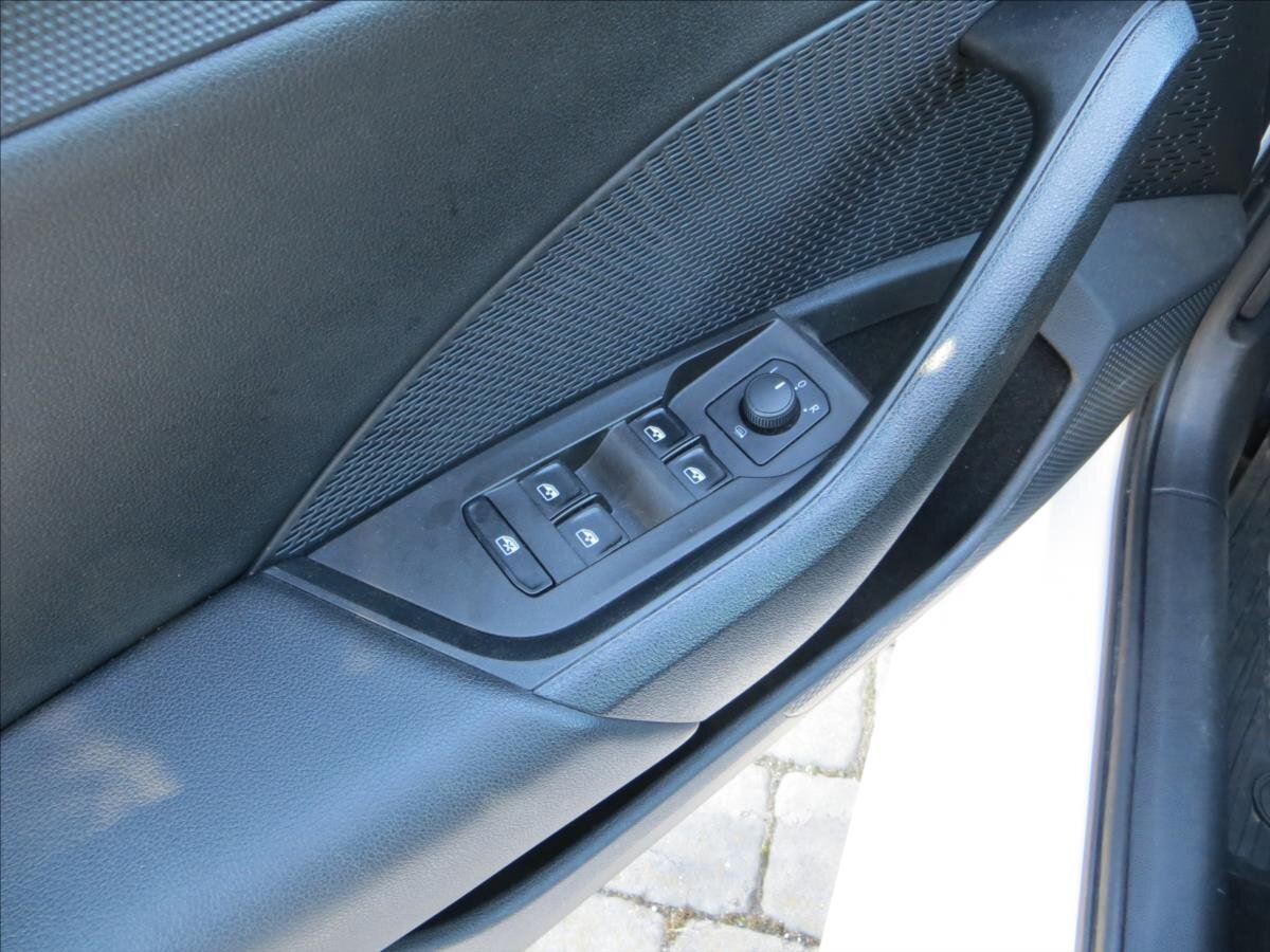 Škoda Octavia Kombi 2,0 l 85 kw