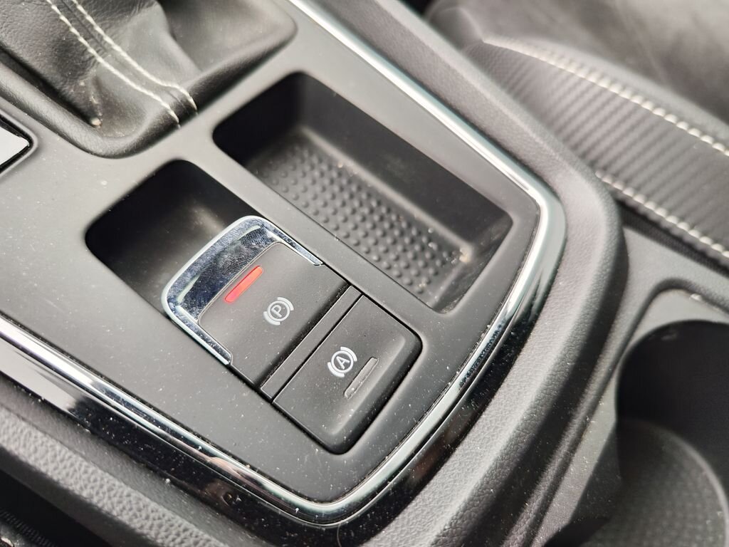 Seat Leon Hatchback 2,0 l 221 kw
