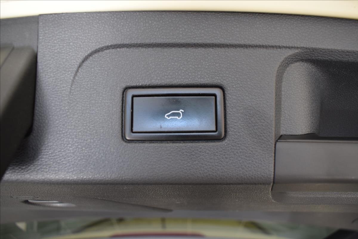 Volkswagen Touran MPV 2,0 l 81 kw