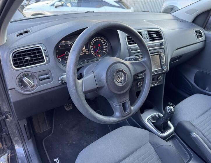 Volkswagen Polo 27