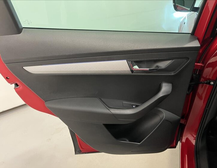 Škoda Karoq SUV 1,5 l 110 kw