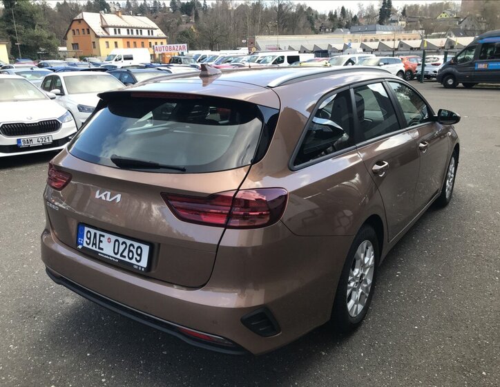 KIA Ceed Kombi 1,5 l 117 kw