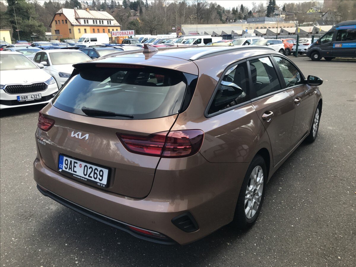 KIA Ceed Kombi 1,5 l 117 kw