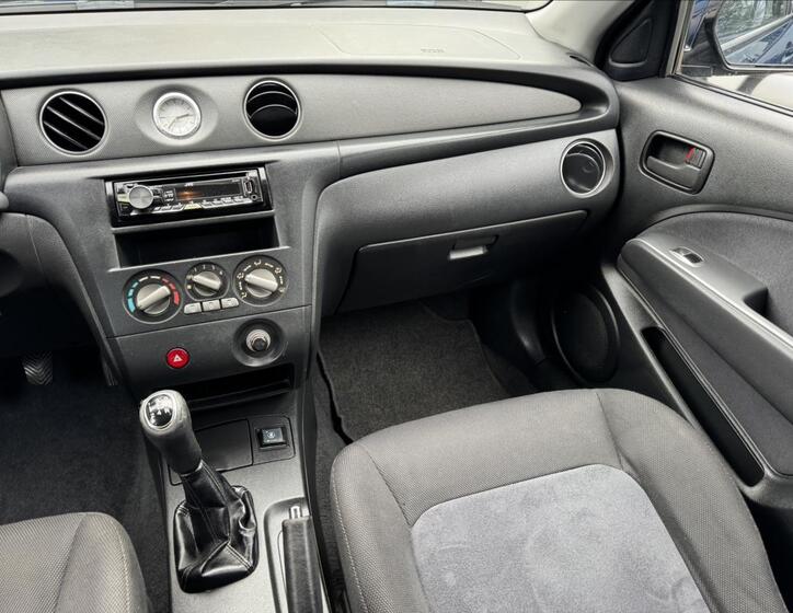 Mitsubishi Outlander 41