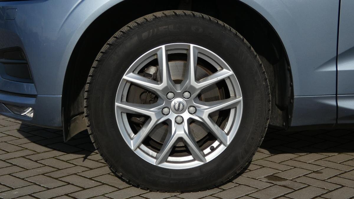 Volvo XC60 SUV / Terénní 2,0 l 140 kw