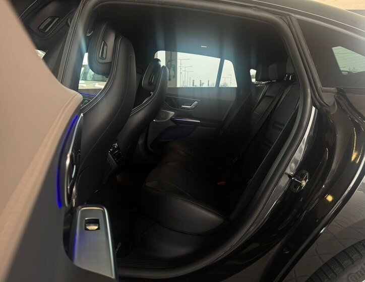 Mercedes-Benz EQE Sedan / Limuzína 0,0 350 kw