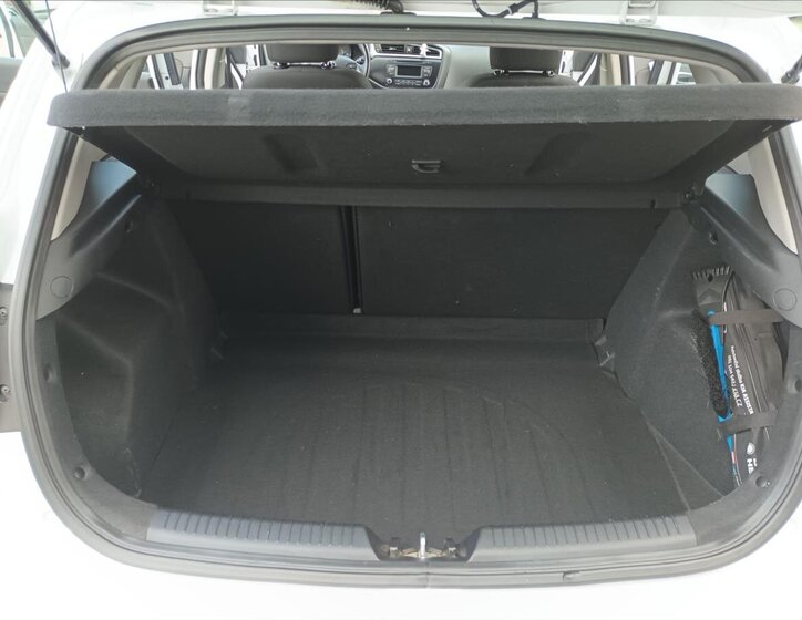 KIA Ceed Hatchback 1,4 l 73 kw