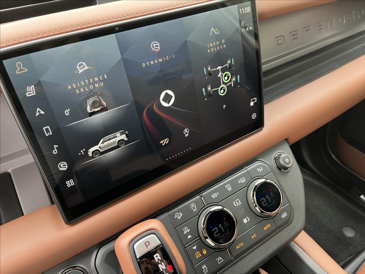 Land Rover Defender SUV 4,4 l 467 kw