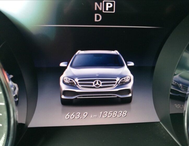 Mercedes-Benz Třídy E Kombi 2,0 l 180 kw