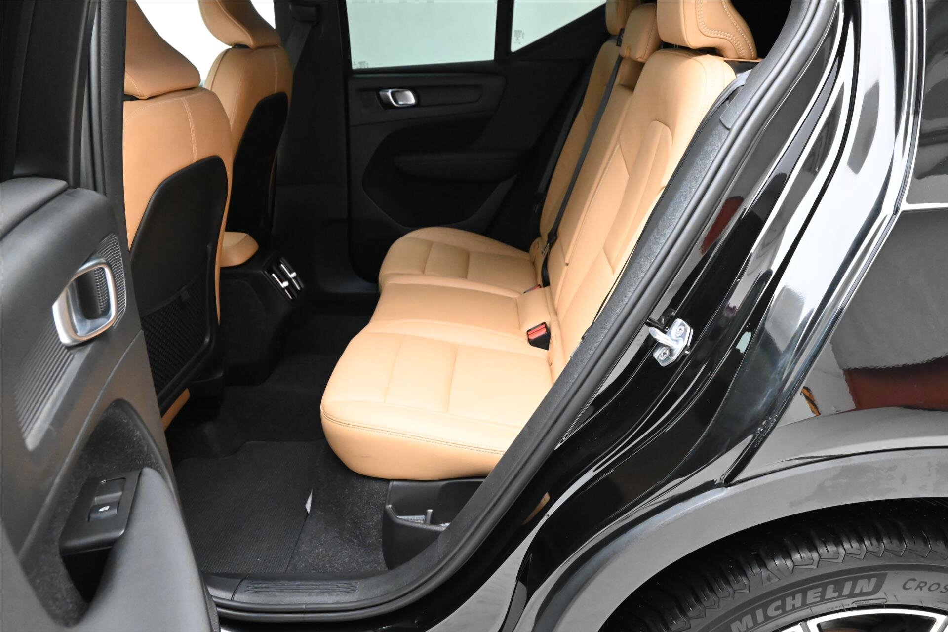 Volvo XC40 SUV 2,0 l 140 kw