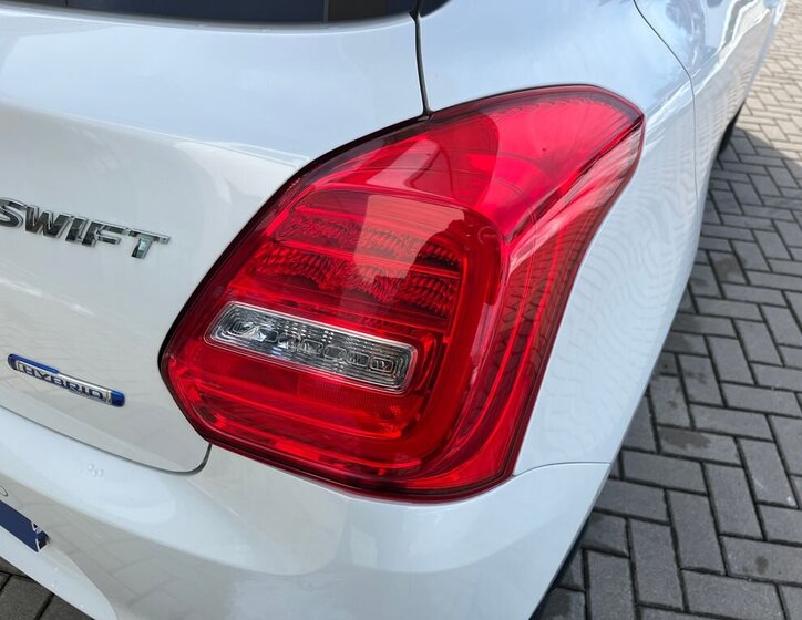 Suzuki Swift Hatchback 1,2 l 61 kw