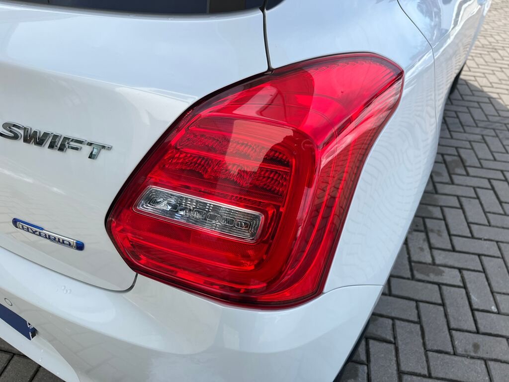 Suzuki Swift Hatchback 1,2 l 61 kw