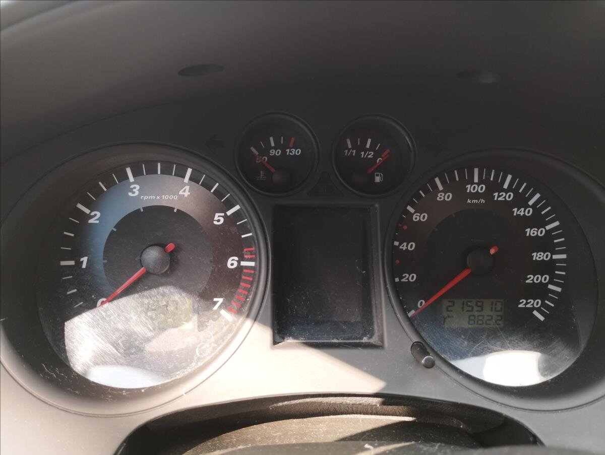 Seat Cordoba Sedan / Limuzína 1,4 l 55 kw