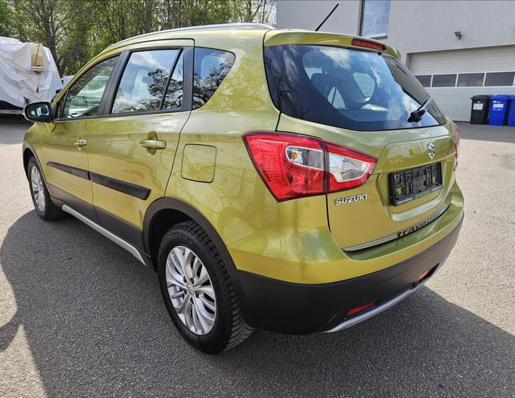 Suzuki SX4 S-Cross 4