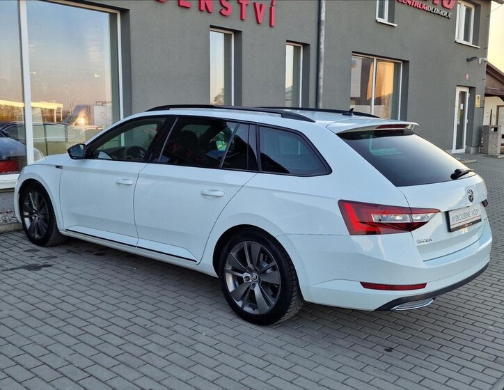 Škoda Superb Kombi 2,0 l 140 kw