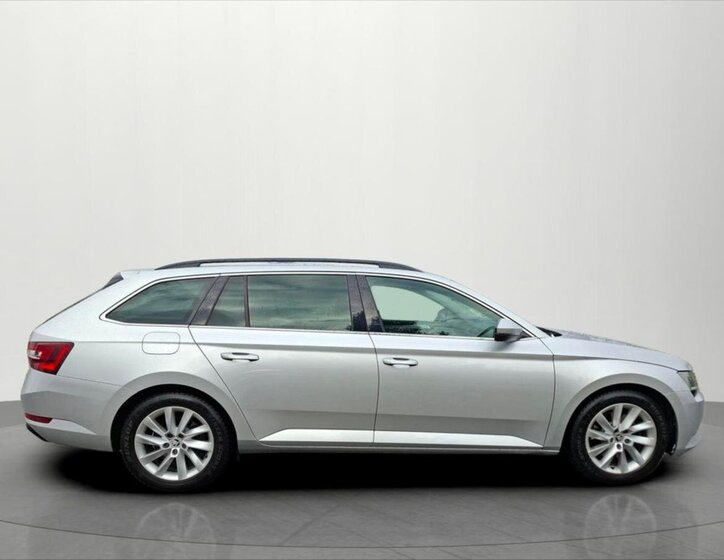 Škoda Superb Kombi 2,0 l 110 kw