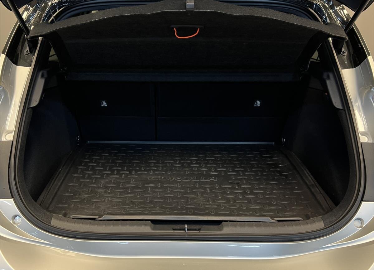 Toyota Corolla Hatchback 2,0 l 112 kw