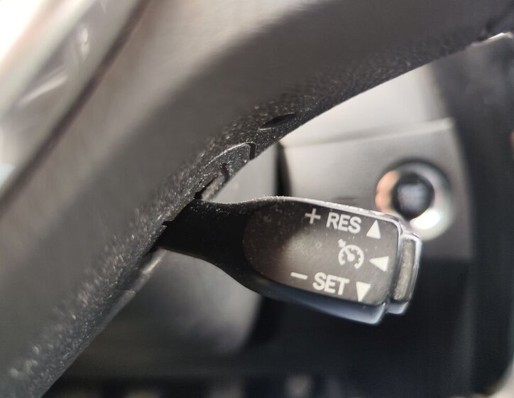 Toyota Auris Kombi 1,6 l 82 kw