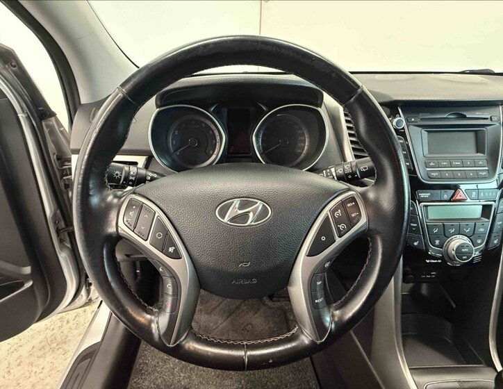 Hyundai i30 Hatchback 1,6 l 99 kw