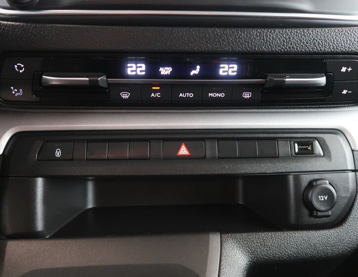 Opel Zafira MPV 1,5 l 88 kw