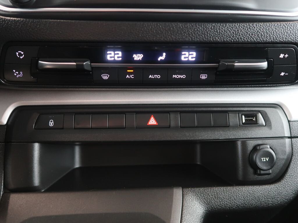 Opel Zafira MPV 1,5 l 88 kw