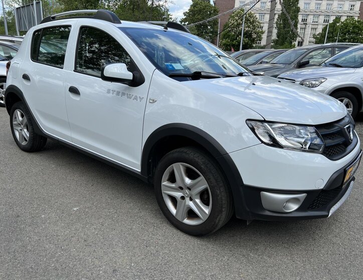 Dacia Sandero Hatchback 1,5 l 66 kw