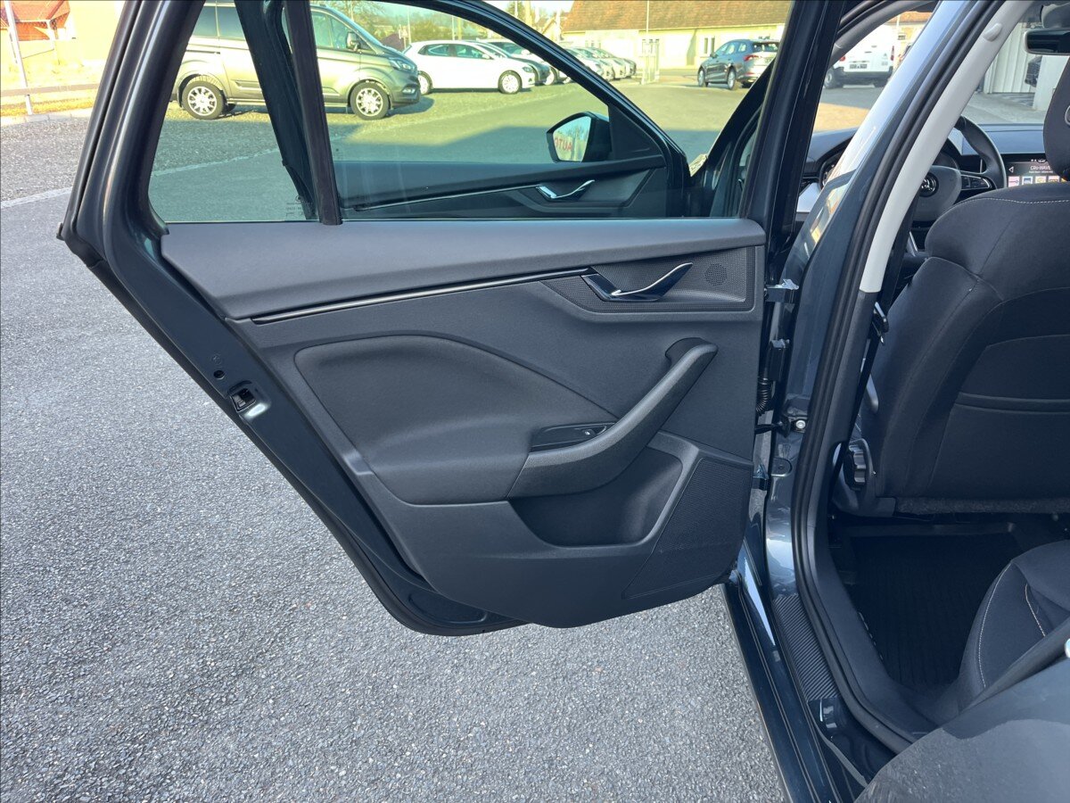 Škoda Scala Hatchback 999,0 85 kw