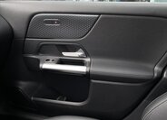 Mercedes-Benz GLA 19