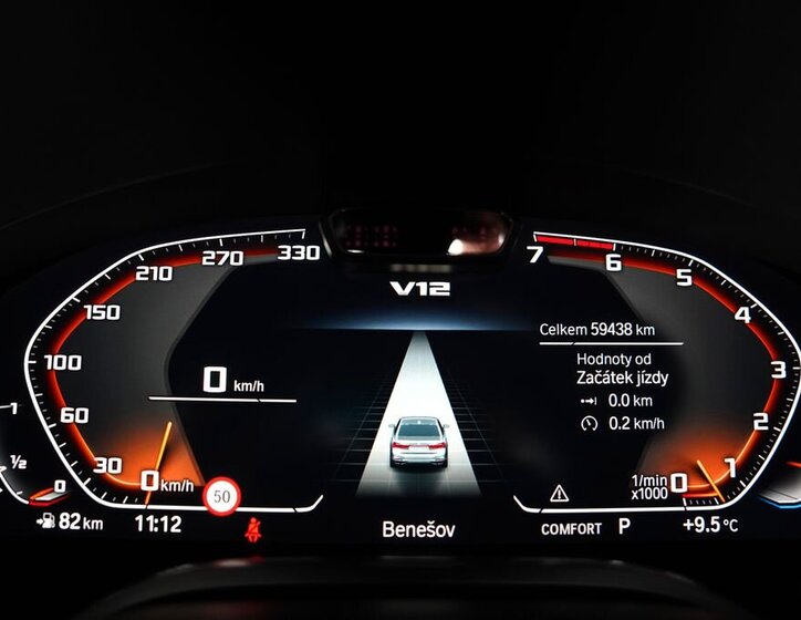 BMW Řada 7 Sedan / Limuzína 6,6 l 430 kw