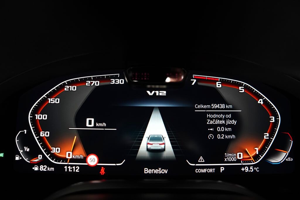 BMW Řada 7 Sedan / Limuzína 6,6 l 430 kw