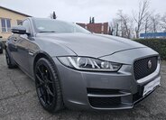 Jaguar XE 6