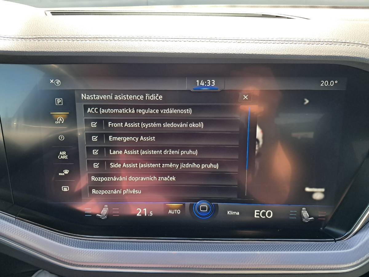 Volkswagen Touareg SUV / Terénní 3,0 l 210 kw