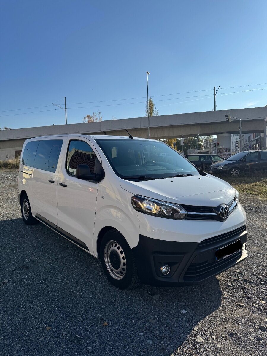 Toyota ProAce VAN-Minibus 1,5 l 88 kw