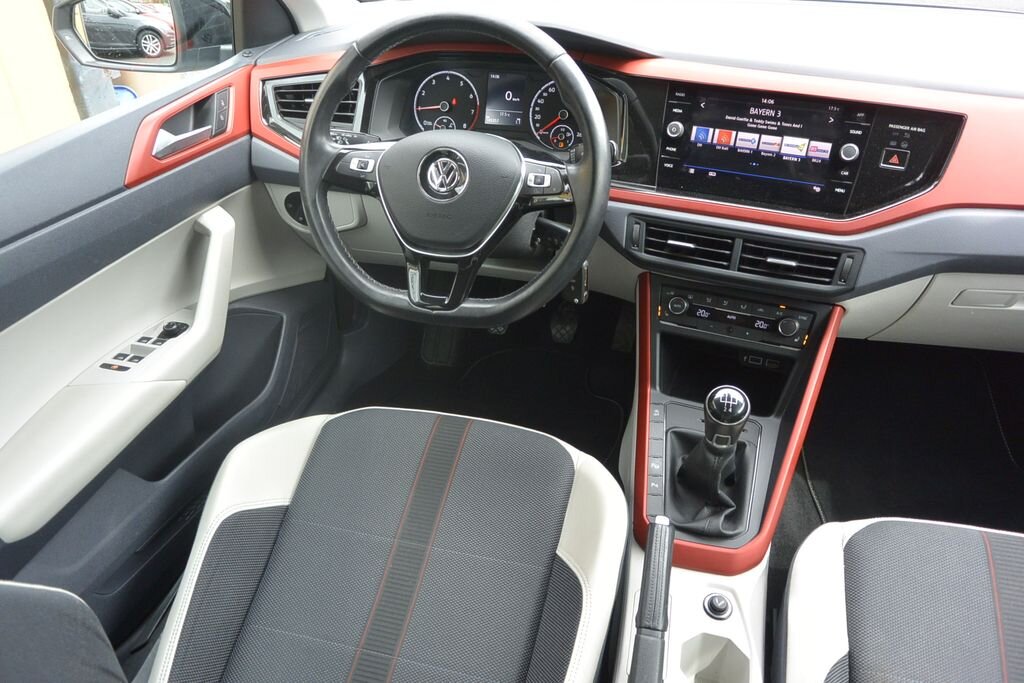 Volkswagen Polo Hatchback 999,0 70 kw