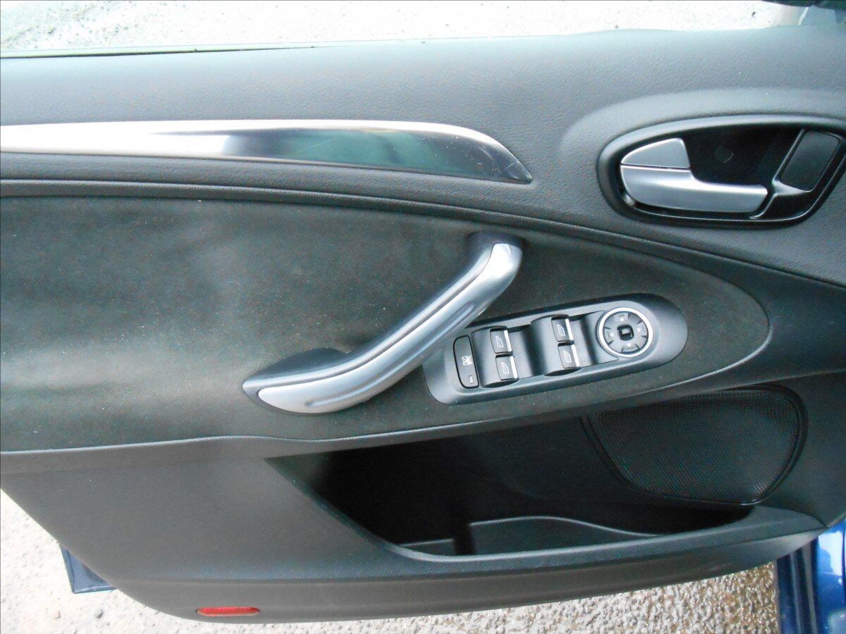 Ford Galaxy Kombi 2,0 l 103 kw