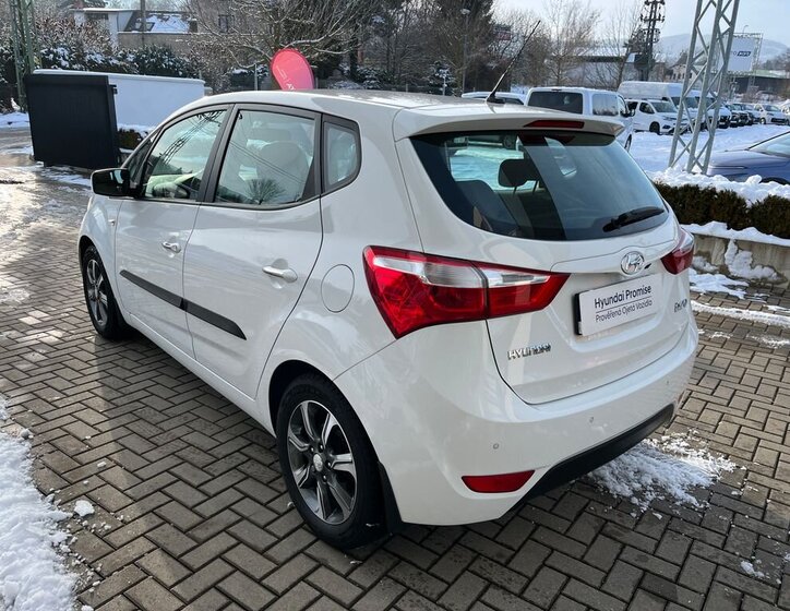 Hyundai ix20 MPV 1,6 l 92 kw