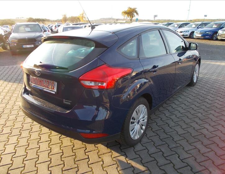 Ford Focus 12