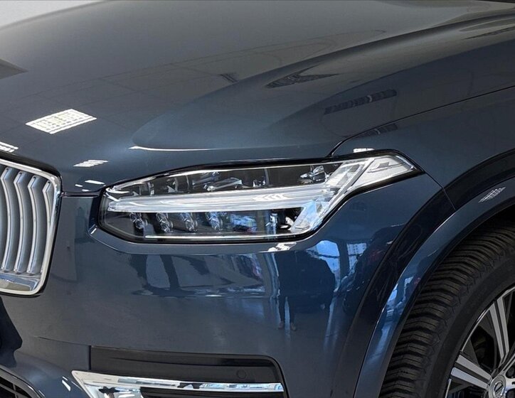 Volvo XC90 SUV 2,0 l 173 kw