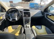 Volvo XC60 8