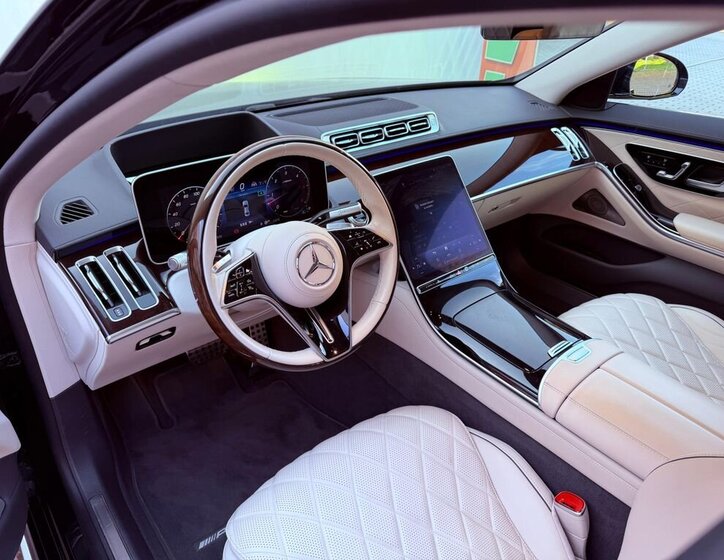 Mercedes-Benz Třídy S Sedan / Limuzína 0,0 270 kw