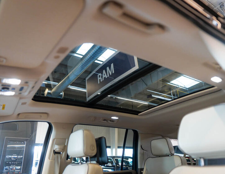 GMC Yukon SUV / Terénní 6,2 l 313 kw